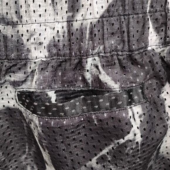 Hurley Running Shorts Size Medium Black and Gray Laser Perforated Fully Lined - Picture 9 of 9